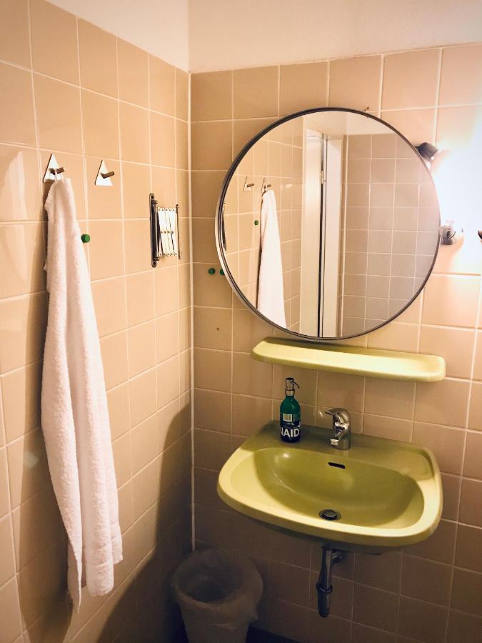 Boutique Hostel Lekkerurlaub ベルリン エクステリア 写真